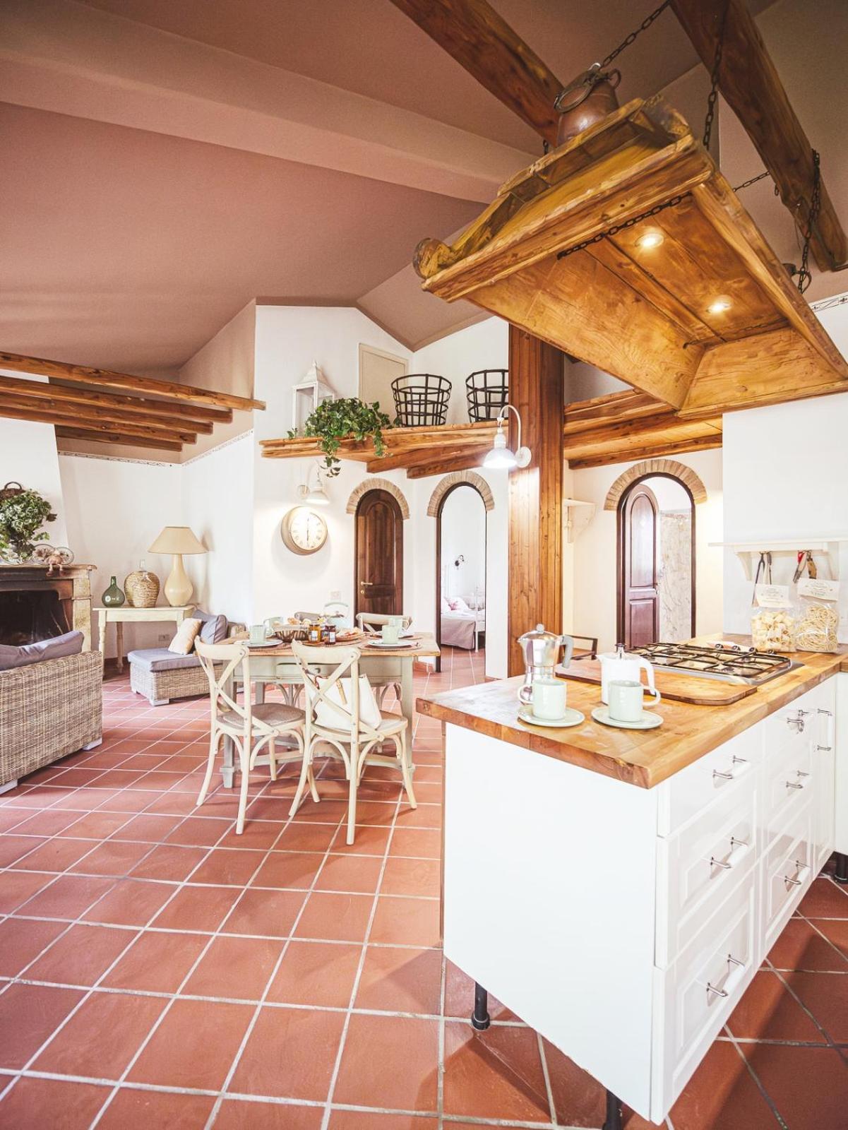 チェチナRelais Casale Il Poggetto - Olivo 1 By Zoom In Earthアパートメント エクステリア 写真